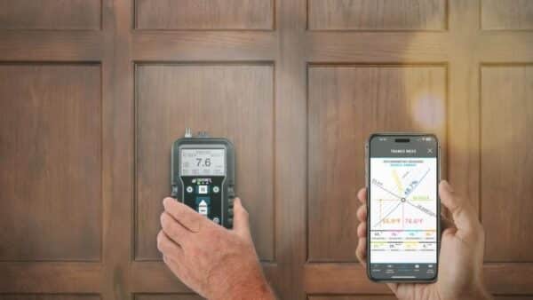 Tramex MEX5 ansluten till mobilapp via Bluetooth